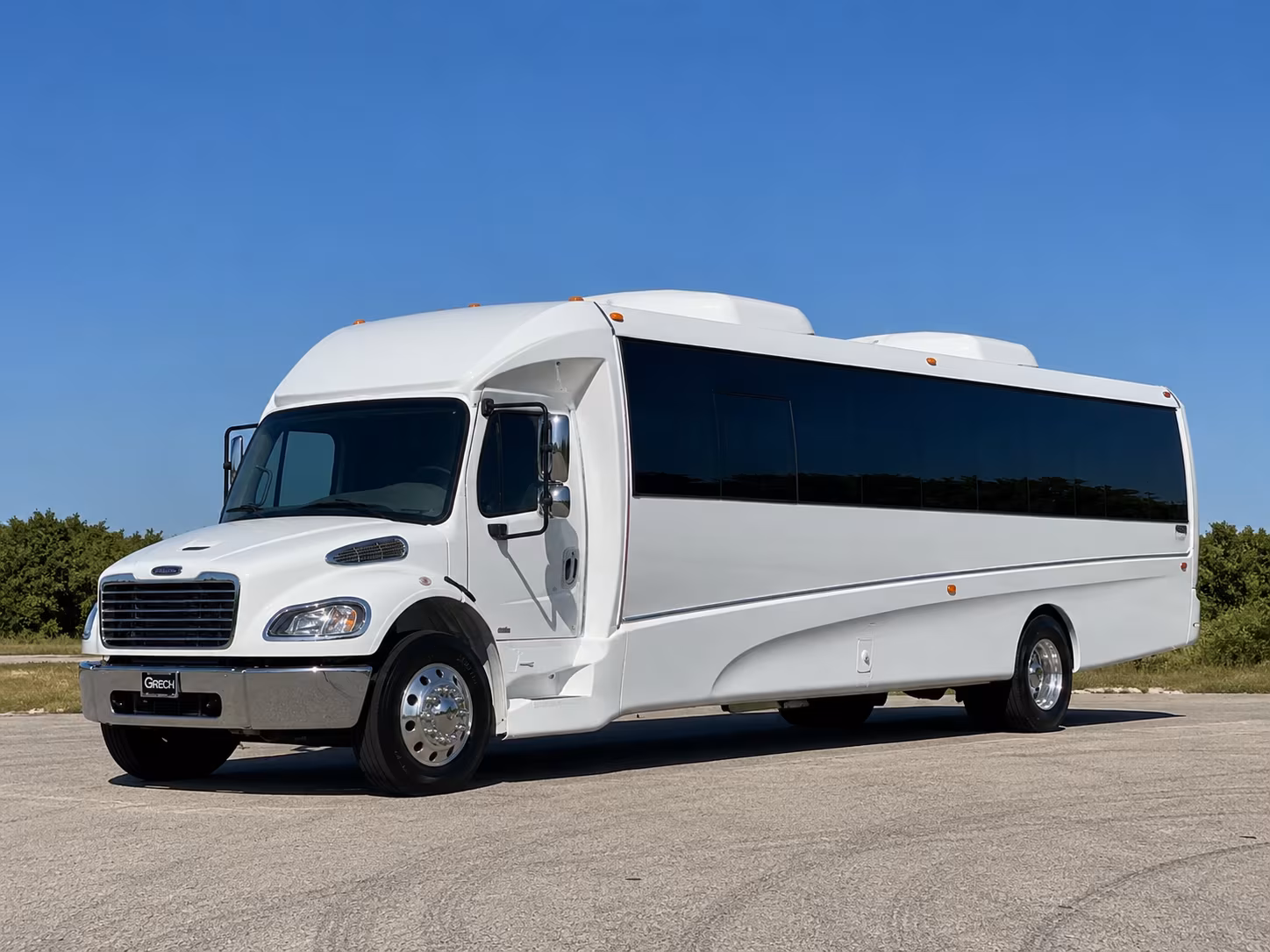 Dayton Birthday, Sweet 16, & Quinceañera Transportation party bus interior