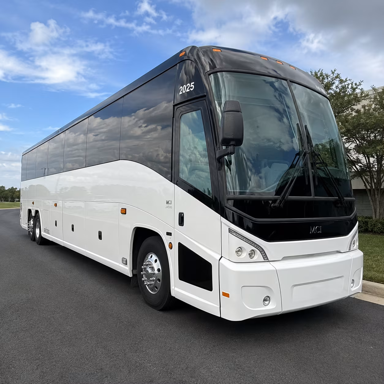 Fort Wayne Wedding Transportation & Shuttle Service
