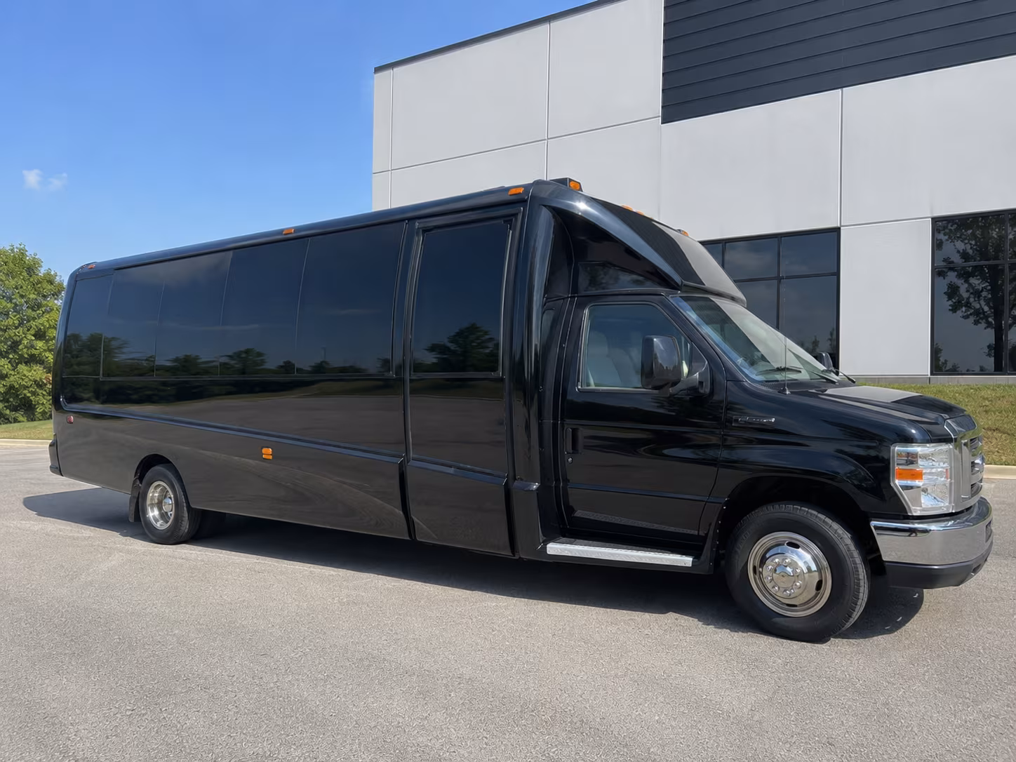 Louisville Party Bus Rental